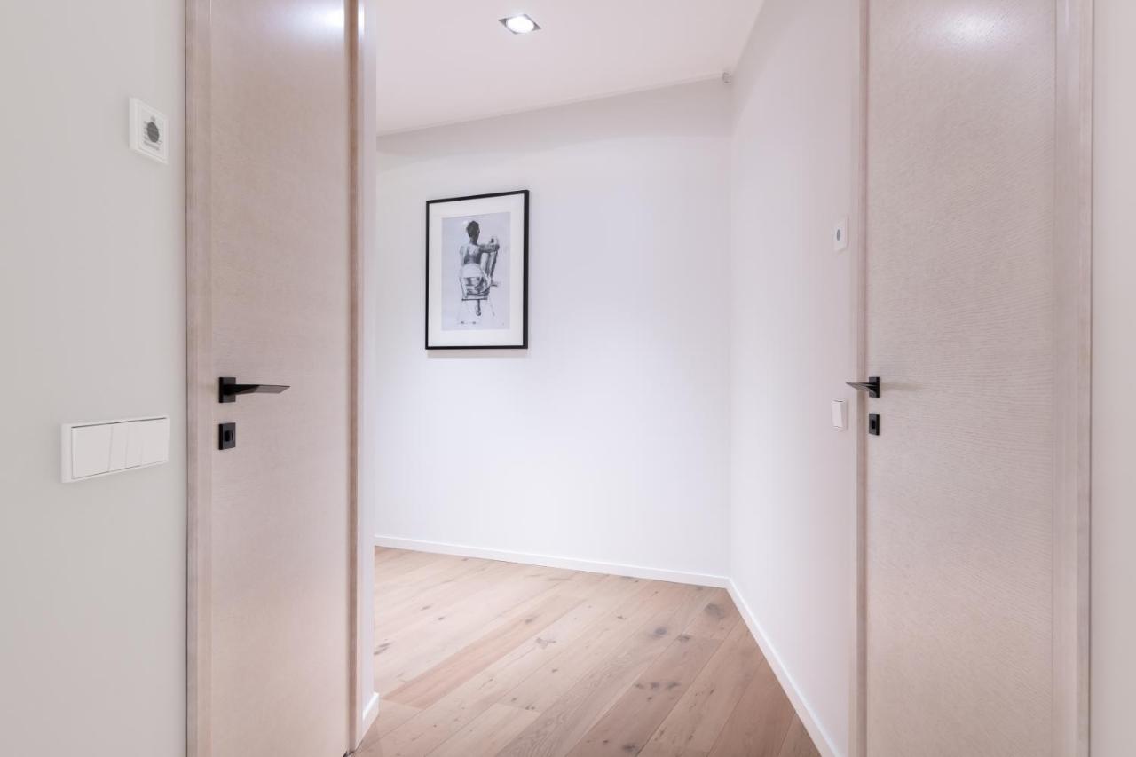 Dashaus 2 Bedroom Apartment Талин Екстериор снимка