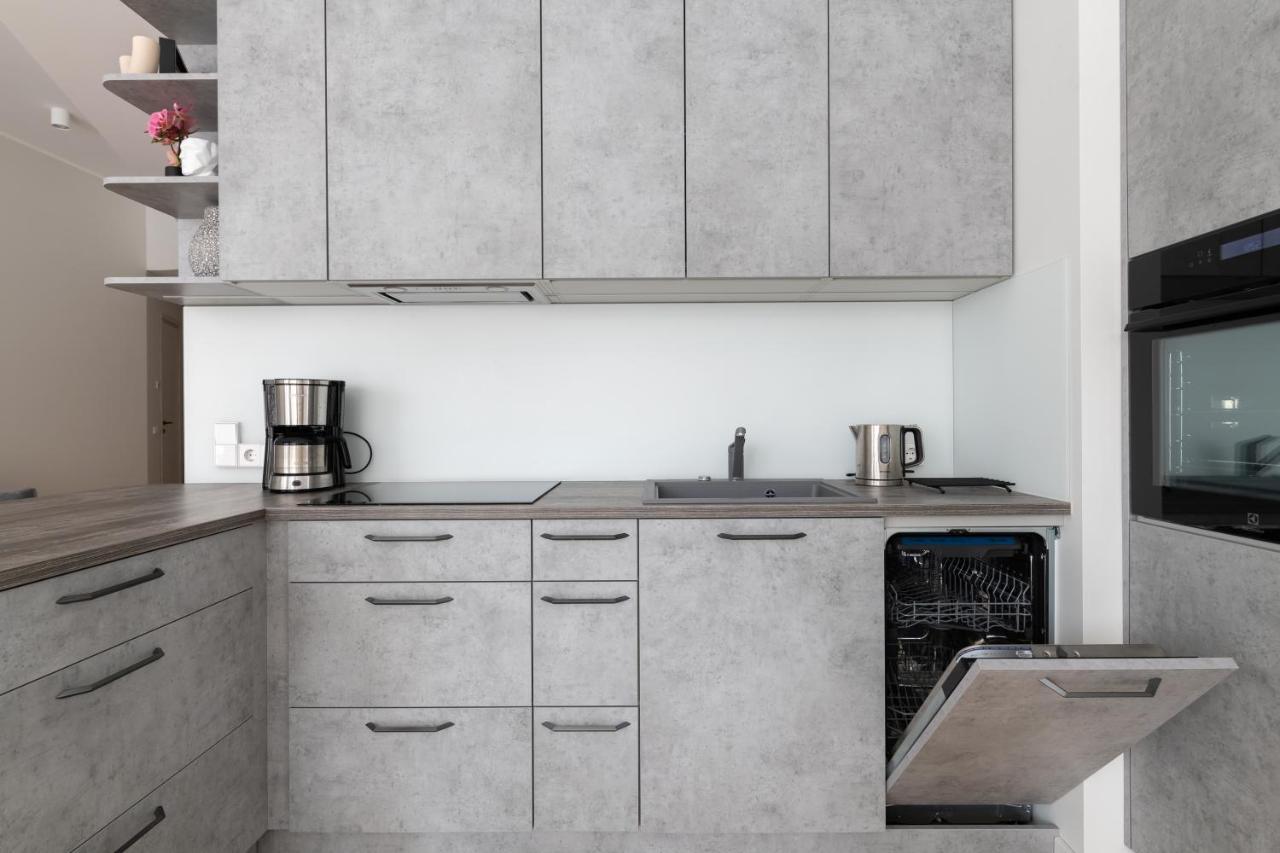 Dashaus 2 Bedroom Apartment Талин Екстериор снимка